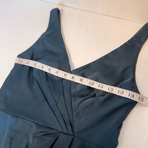 After Six Whisper Satin Vneck Faux Wrap Tulip Evergreen Bridesmaid Dress 4 NWT - Picture 9 of 9